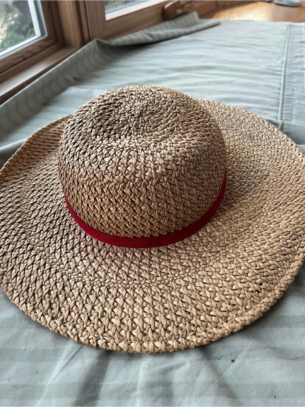 Sun hat - Picture 3 of 3